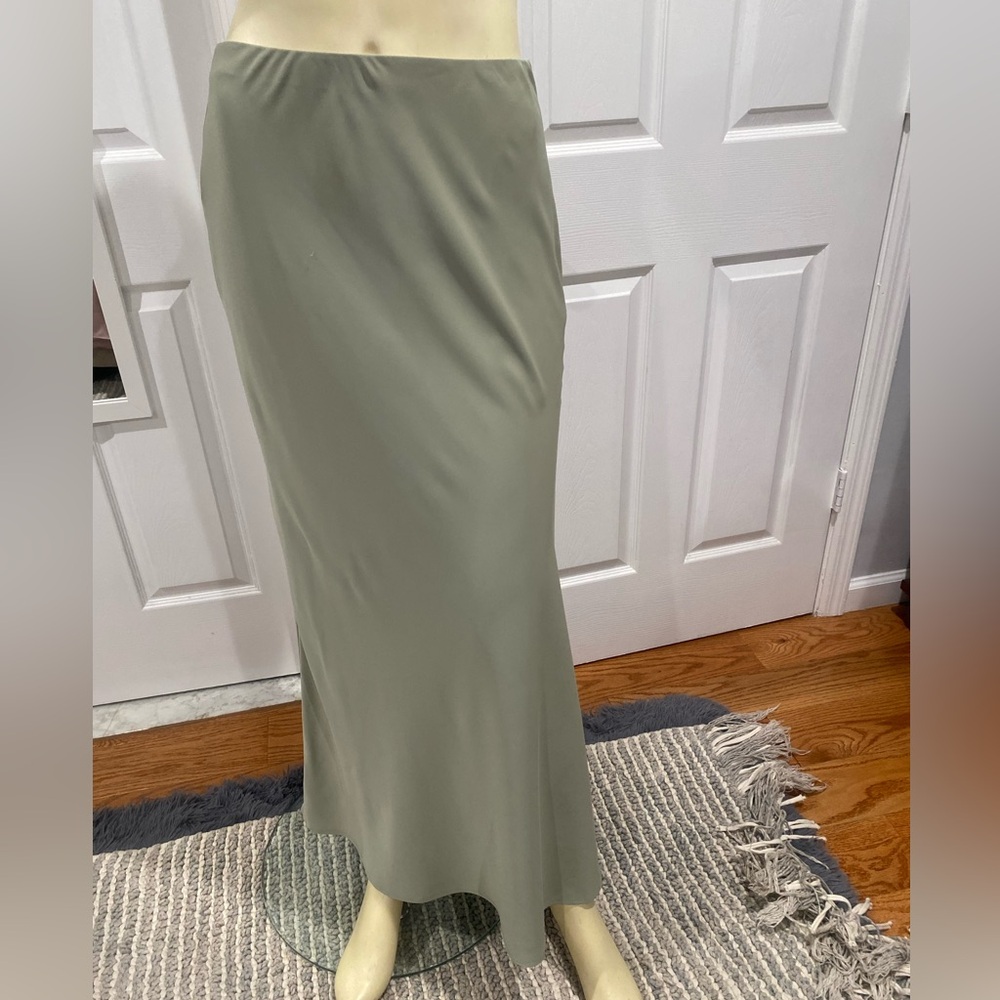 Abercrombie & Fitch Elegant Olive Green Women's Skirt/ Size XS